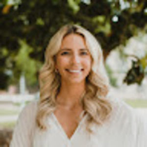 Meet your Posher, Caitlyn